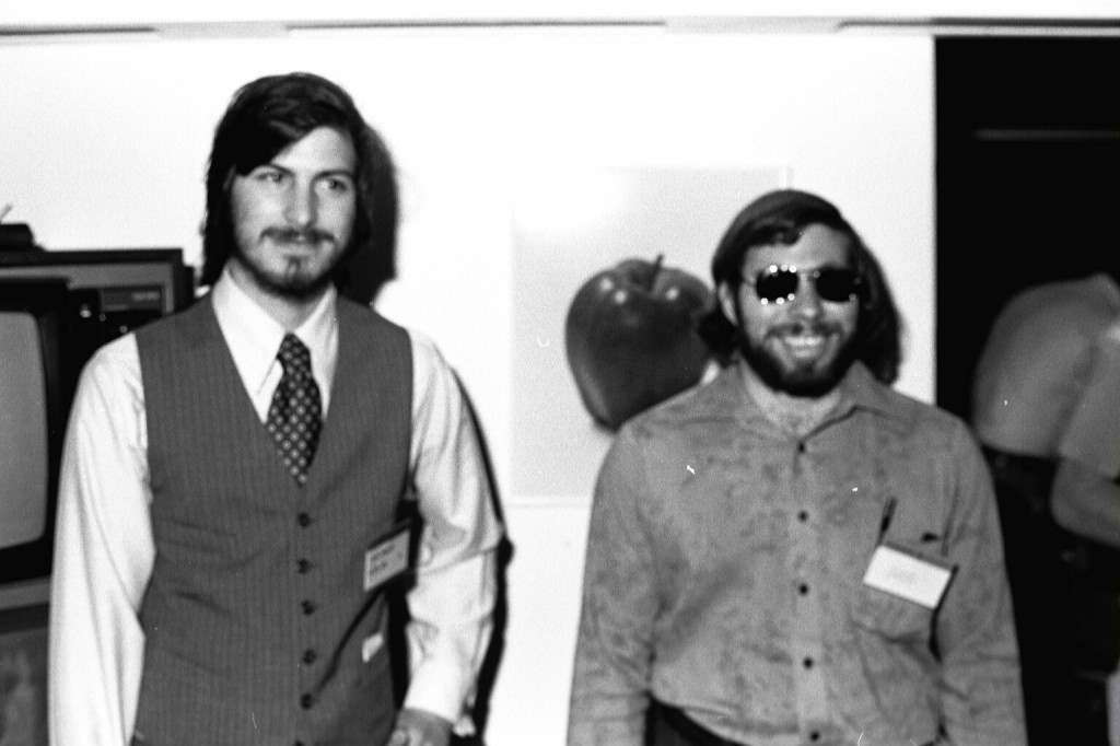 1977: Steve Jobs and Steve Wozniak
