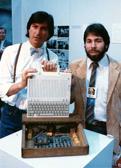 Apple Computer History on Apple History In Pictures     The Start 1976     1984     Photo