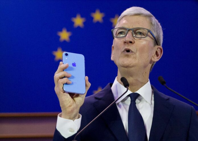 Tim Cook