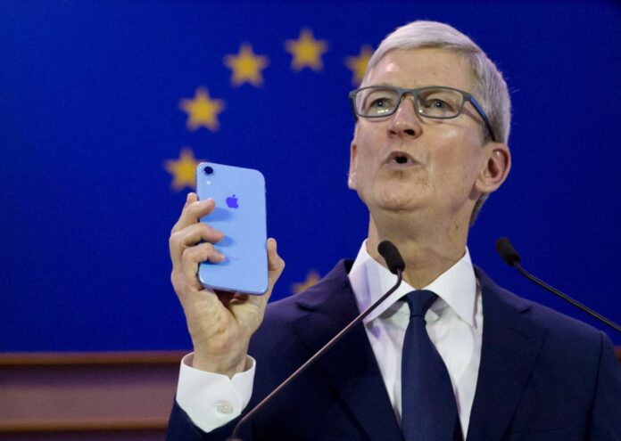 Tim Cook