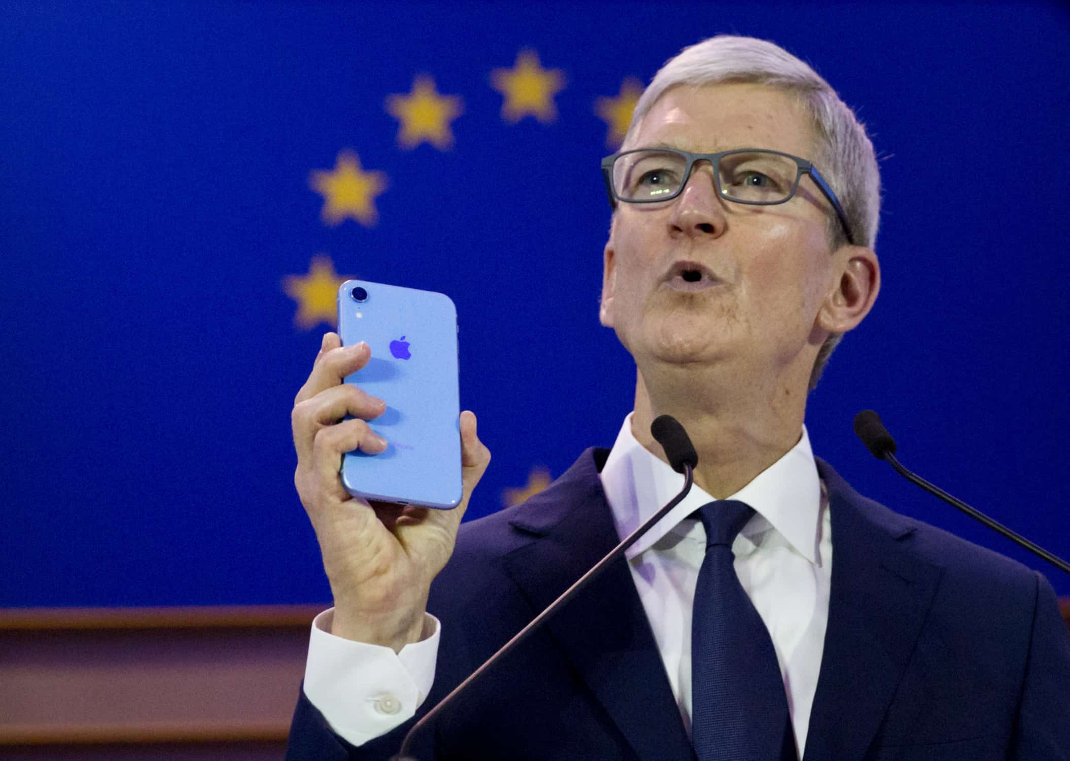 Apple CEO Tim Cook in Brussels Apple CEO Tim Cook in Brussels, at the International Conference of Data Protection and Privacy Commissioners.